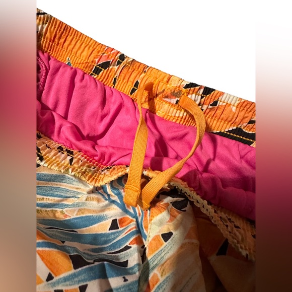 Nike Dry Girls Large Running Shorts Orange Athletic Training Dri-fit Av6378 - Picture 3 of 4